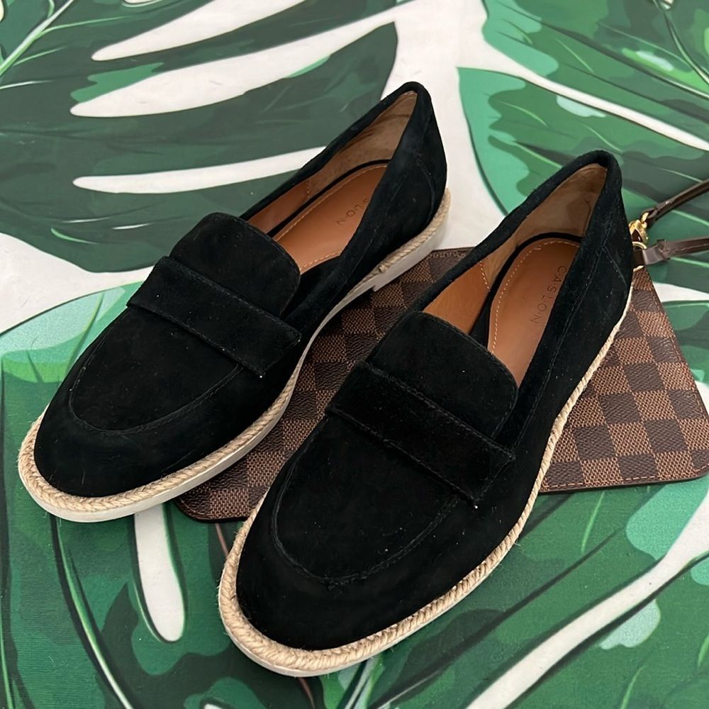 * Caslon black suede with weave trim details